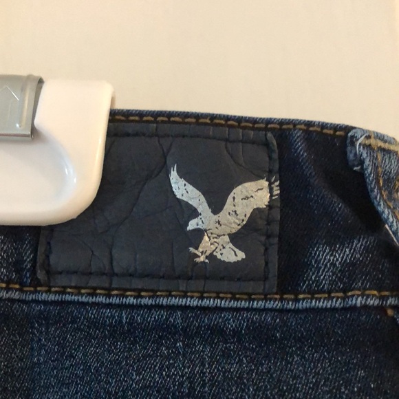 American Eagle π₯³2xHPπ₯³Outfitters Distressed Jeans - Picture 6 of 7